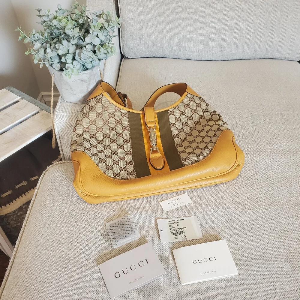Brand new Gucci Jackie purse - Picture 3 of 15